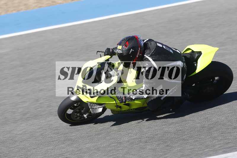 /Archiv-2024/02 29.01.-02.02.2024 Moto Center Thun Jerez/Gruppe gruen-green/229